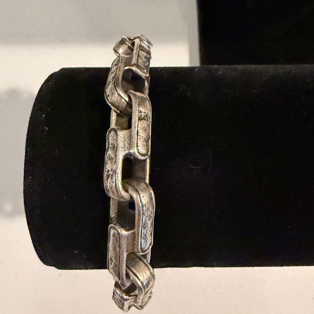 John Varvatos Mens Silver Hammered Skull Link Bracelet JV Logo 9.5 Inch Heavy